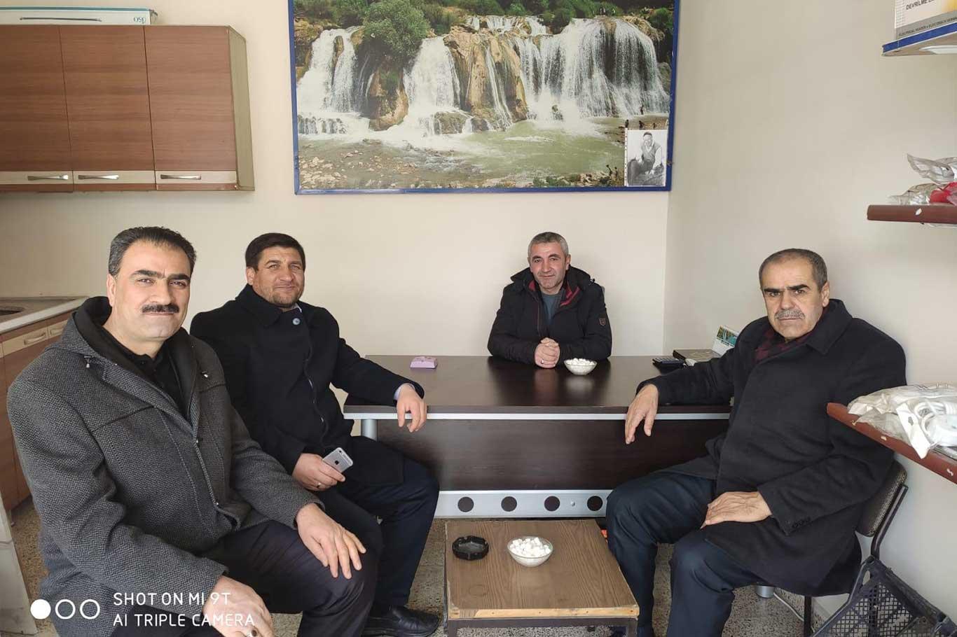 HÜDA PAR Van İl Başkanlığı esnaf ziyaretlerine devam ediyor. HÜDA PAR Van İl Başkanlığı esnaf ziyaretlerine devam ediyor.